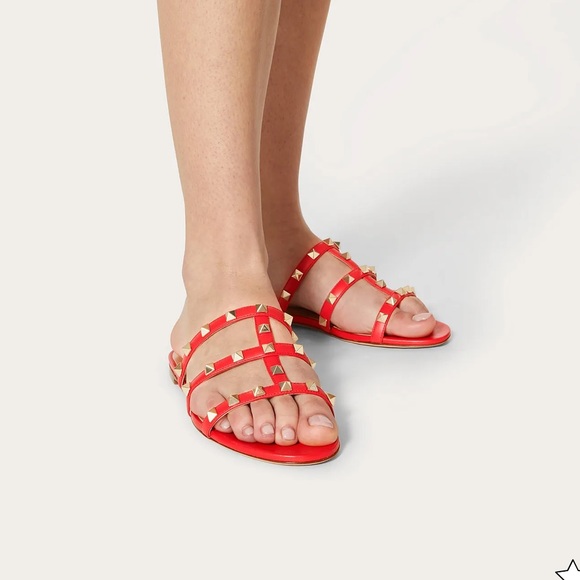 • Valentino Garavani • Rockstud Flat Calfskin Slide Sandal Rosso Red 38.5 Women - Picture 2 of 9